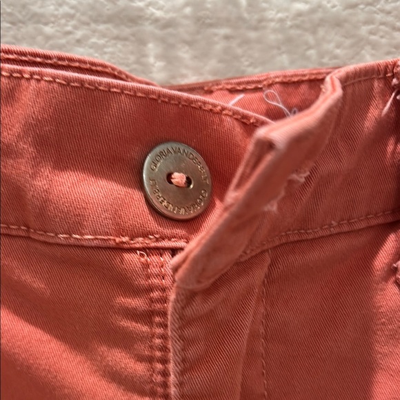 GLORIA VANDERBILT Women's Coral Bermuda Shorts LIKE NEW ! - Picture 8 of 13